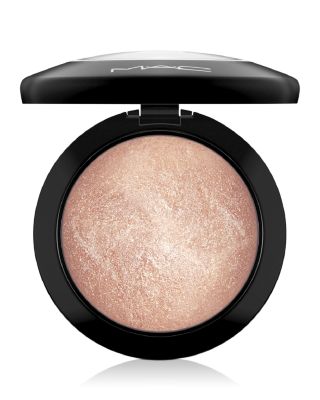 MAC Cosmetics Mineralize Skinfinish Baked Brightening Powder Shade Soft & Gentle 10 G